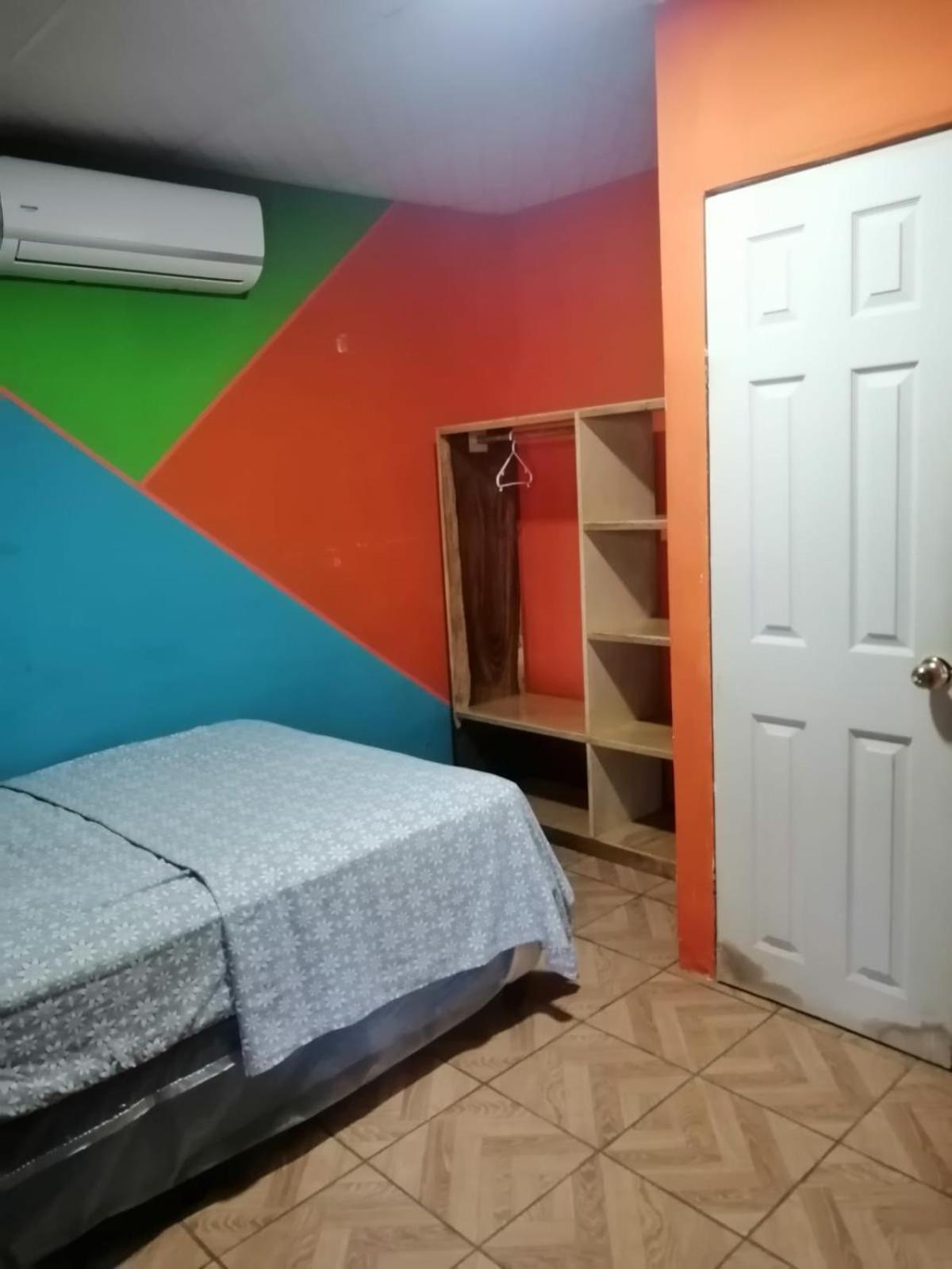 Hostal Nina Oly Tamanique Exterior photo